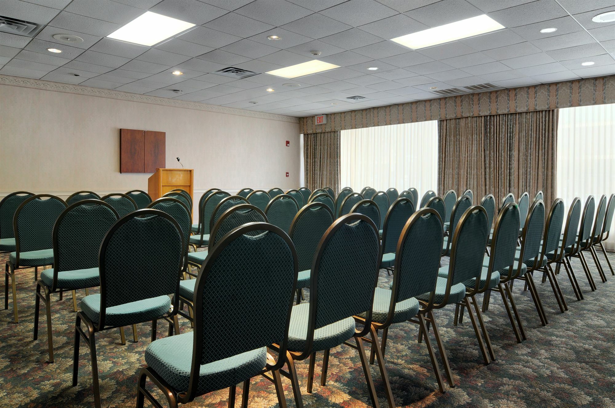 Ramada By Wyndham & Suites וורנר רובינס מראה חיצוני תמונה